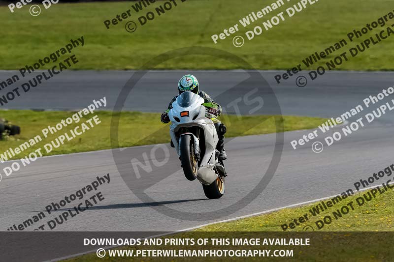 PJM Photography;anglesey no limits trackday;anglesey photographs;anglesey trackday photographs;enduro digital images;event digital images;eventdigitalimages;no limits trackdays;peter wileman photography;racing digital images;trac mon;trackday digital images;trackday photos;ty croes